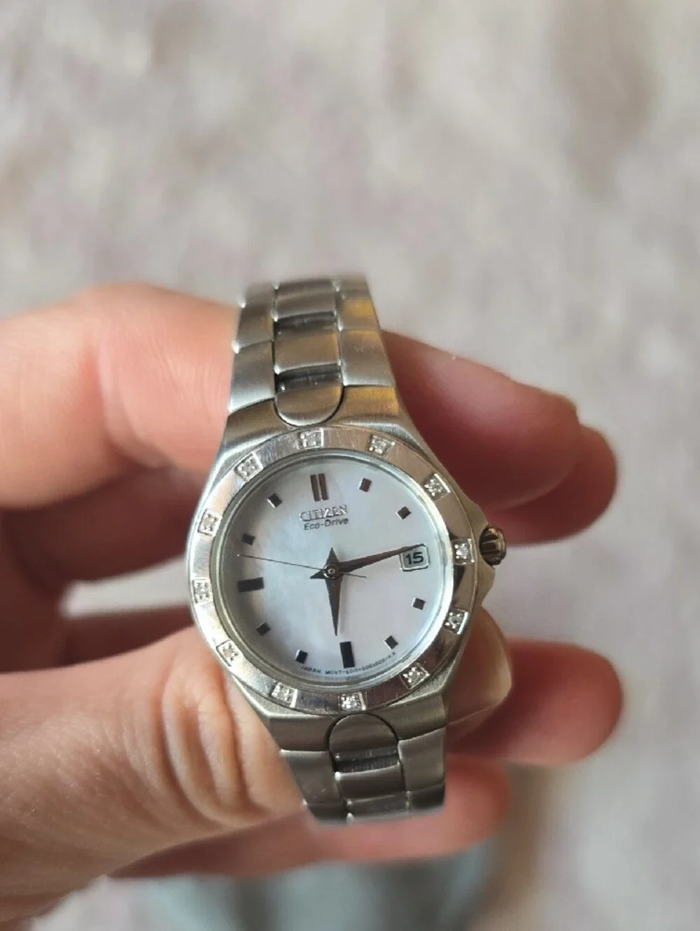 Silver-tone Citizen Eco-Drive Vintage Watch. Small Wrist , Petite Size.